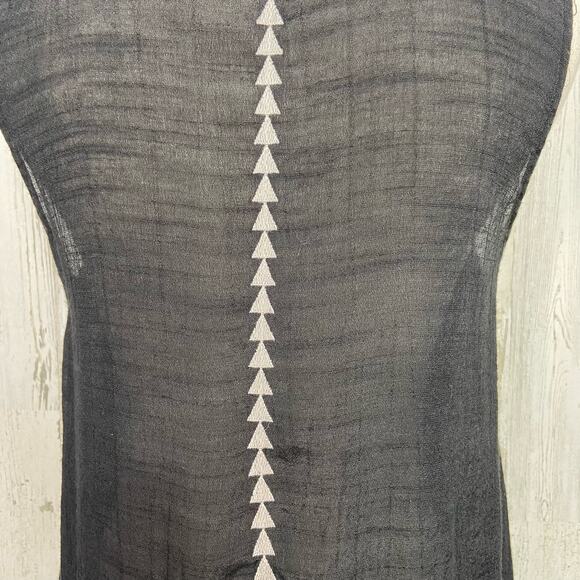 THML Embroidered Tunic Tank Top Black Gray Gauzy Flowy Boho Casual Size M - Picture 7 of 11